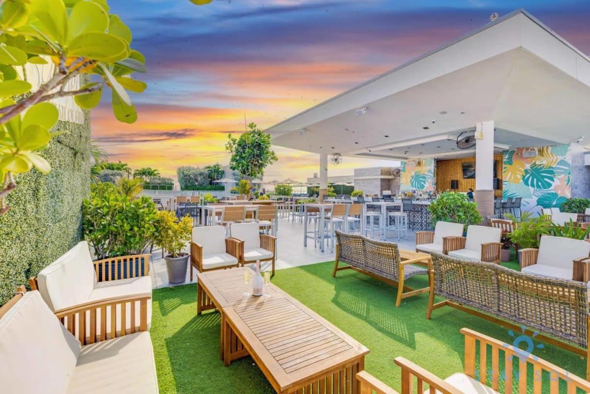 Rooftop Pool - Hollywood Beach Boardwalk Экстерьер фото