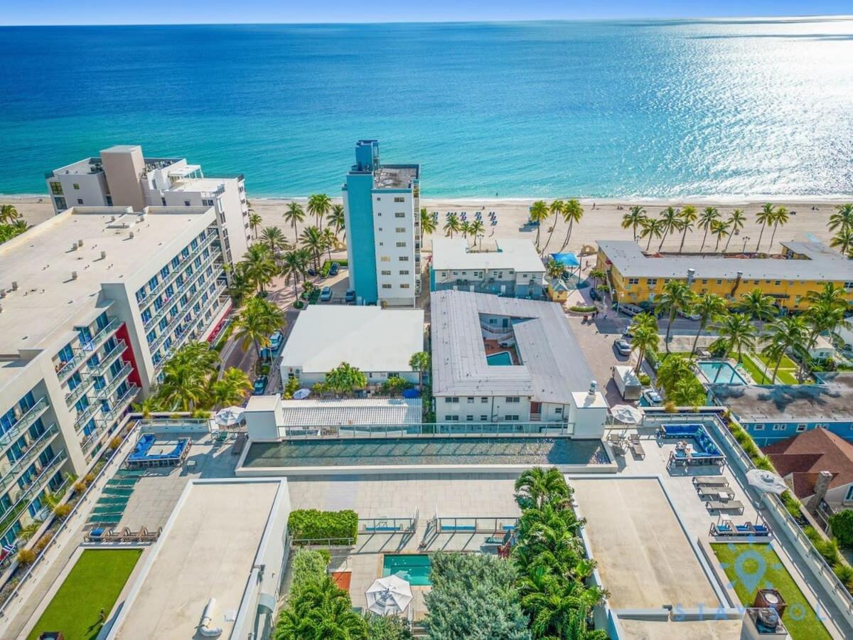 Rooftop Pool - Hollywood Beach Boardwalk Экстерьер фото