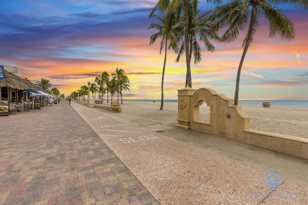 Rooftop Pool - Hollywood Beach Boardwalk Экстерьер фото